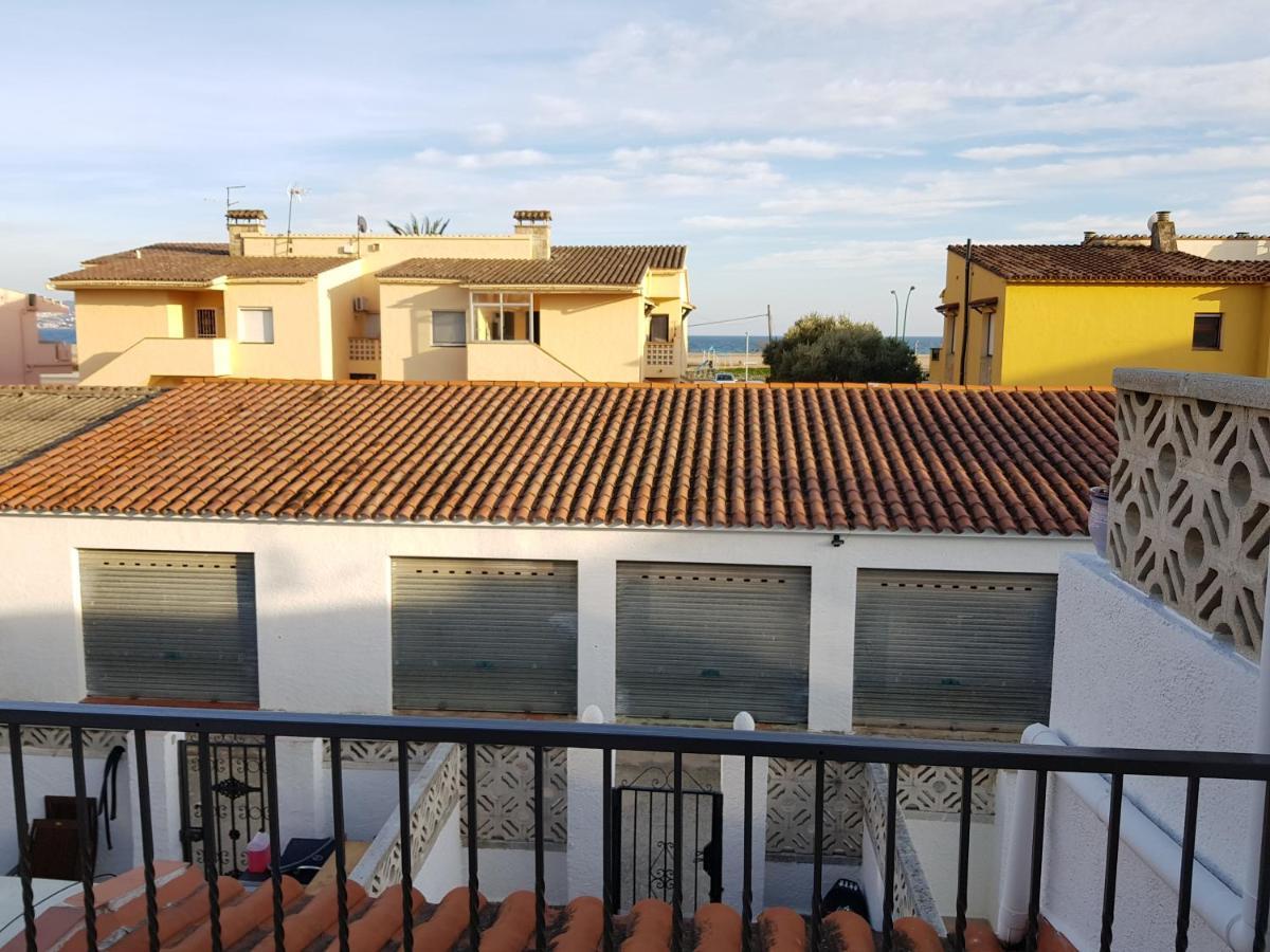 Apartamento Badia 24 Empuriabrava Bagian luar foto