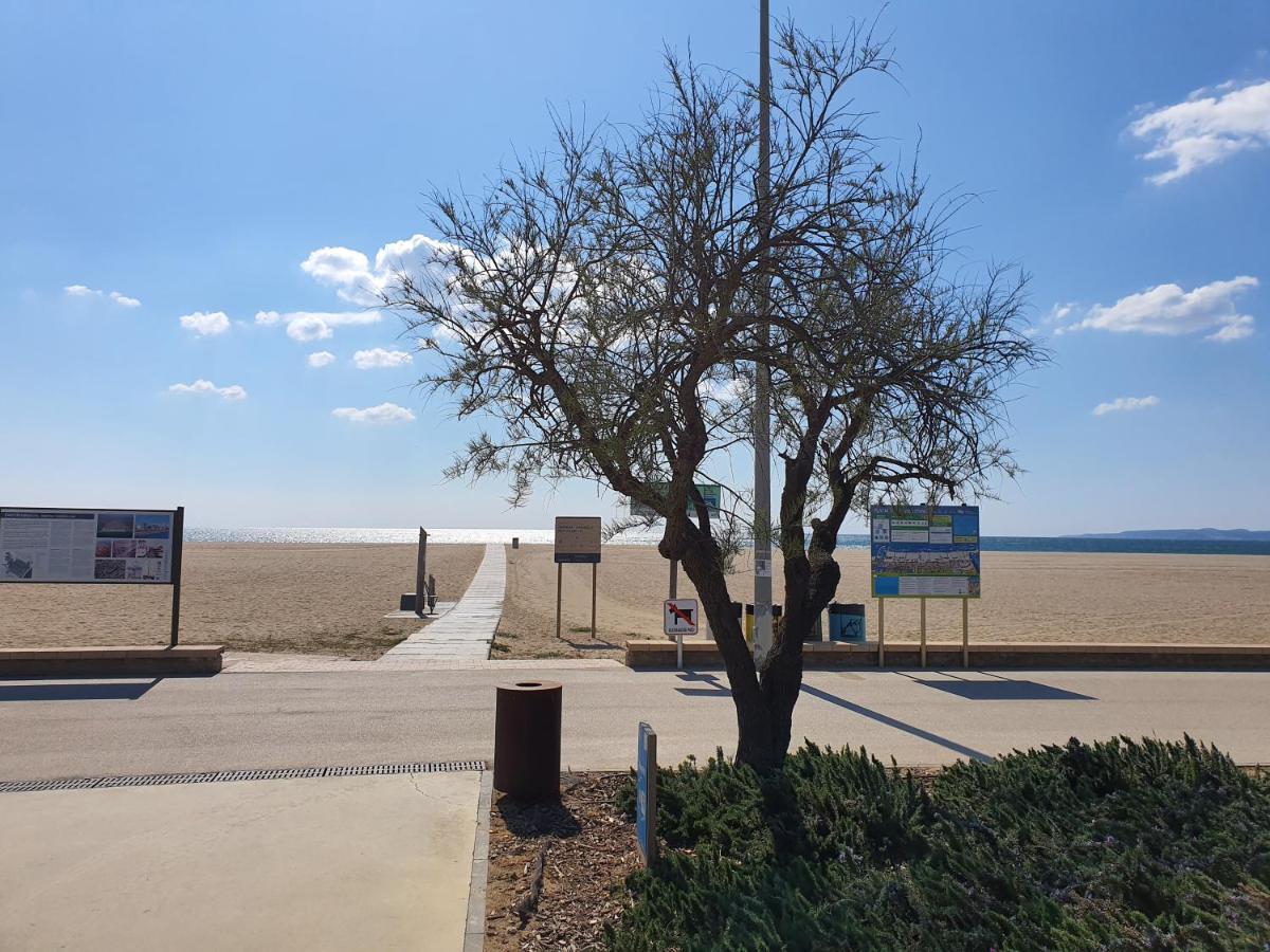 Apartamento Badia 24 Empuriabrava Bagian luar foto